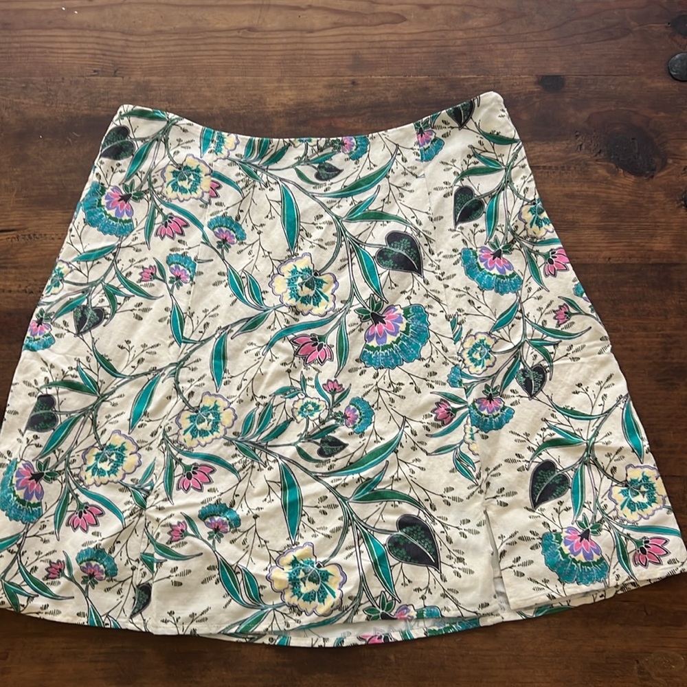 LOFT mini skirt - Picture 5 of 9